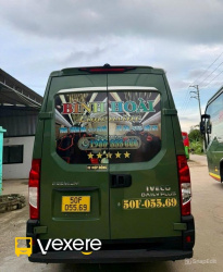 Xe Bình Hoài Limousine Mặt sau xe Iveco 9 chỗ