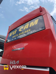 Xe Vũ Cẩm Mặt sau xe Limousine giường phòng 34 chỗ