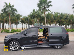 Xe Anh Huy VIP Bên hông xe Kia Canival