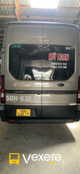 Xe Mỹ Loan Mặt sau xe Ford 18 chỗ