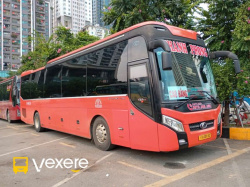 Xe Thanh Phong (Cao Bằng) Bên hông xe Mặt sau xe Giường 36 chỗ