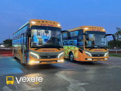 Xe Tú An (Đà Nẵng) Mặt trước xe Bên hông xe Limousine 34  phòng