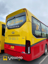 Xe Nguyên Khang Limousine Mặt sau xe Bên hông xe Limousine 24 phòng